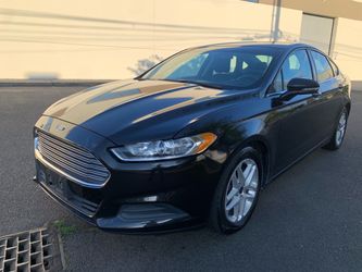 2014 Ford Fusion SE