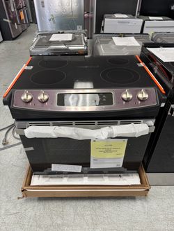 GE 30” drop in electric range with self cleaning in stainless steel