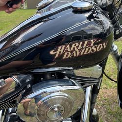 2005 Dyna Low rider Harley Davidson 