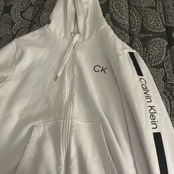 Calvin Klein Sweater 