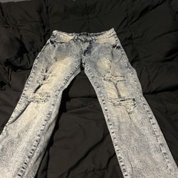 Ripped Jeans