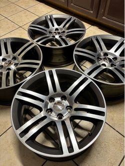 18 INCH DODGE OEM WHEELS 5x115