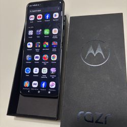 4K camera Motorola razr foldable 5G CRICKET