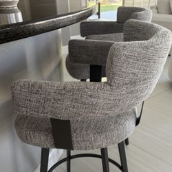 Swivel Bar Stools 