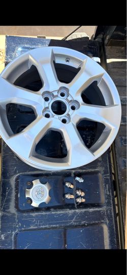 4 Toyota Aluminum Rims.  BRAND NEW