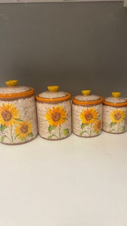Kitchen canisters