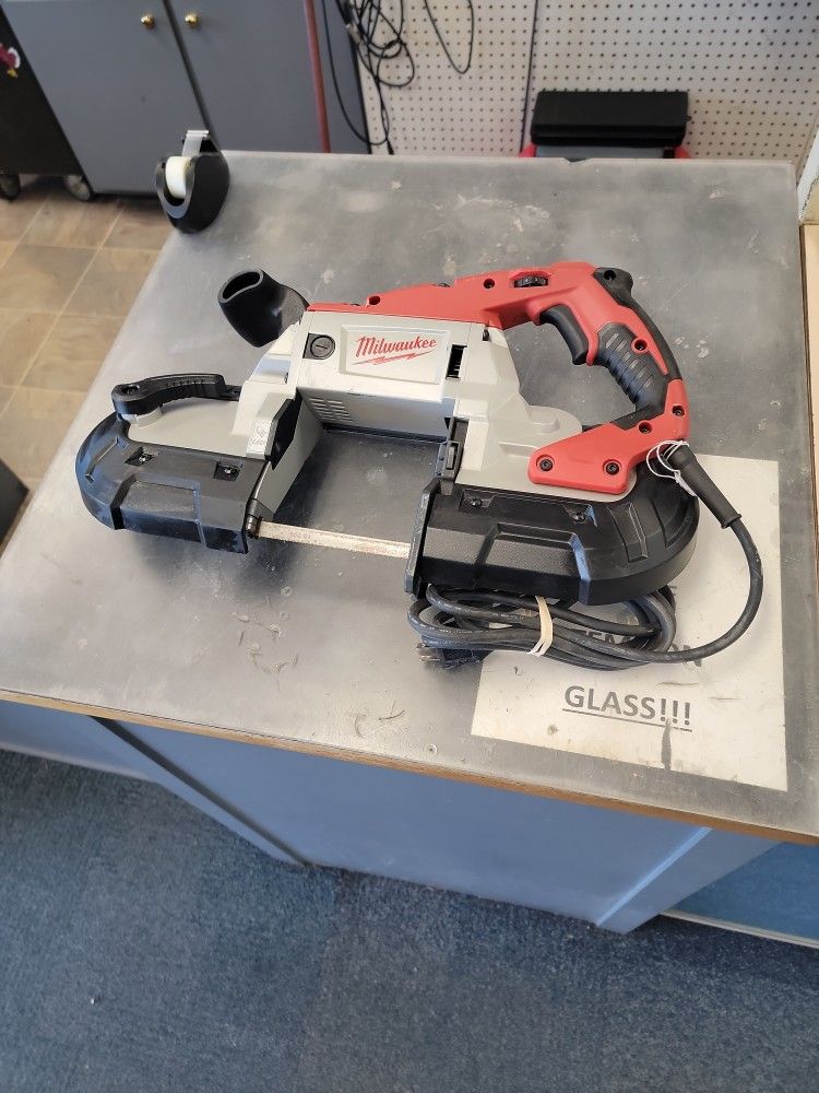 Milwaukee Corded Portaband Saw