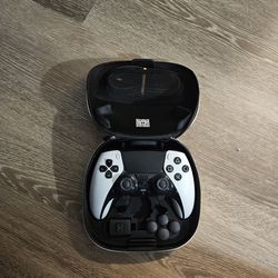 Complete Ps5 pro controller with case