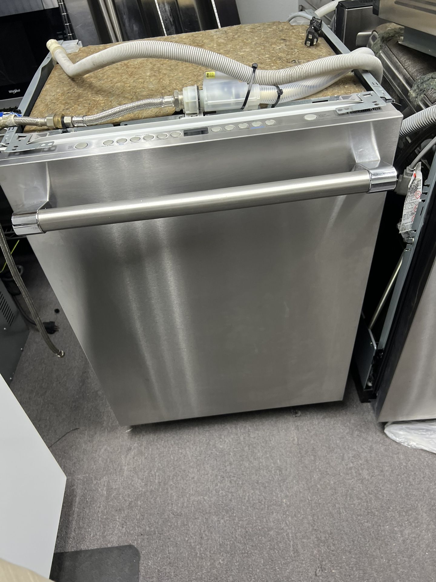 Thermador 24” Dishwasher Stainless Steel