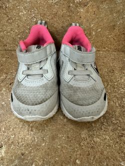 Girl Nike