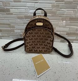 ✨🎒 MICHAEL KORS MINI BACKPACK 🤎✨ ADORABLE + AUTHENTIC! 🎒✨