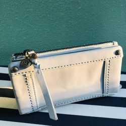 The Sak Leather Wallet 