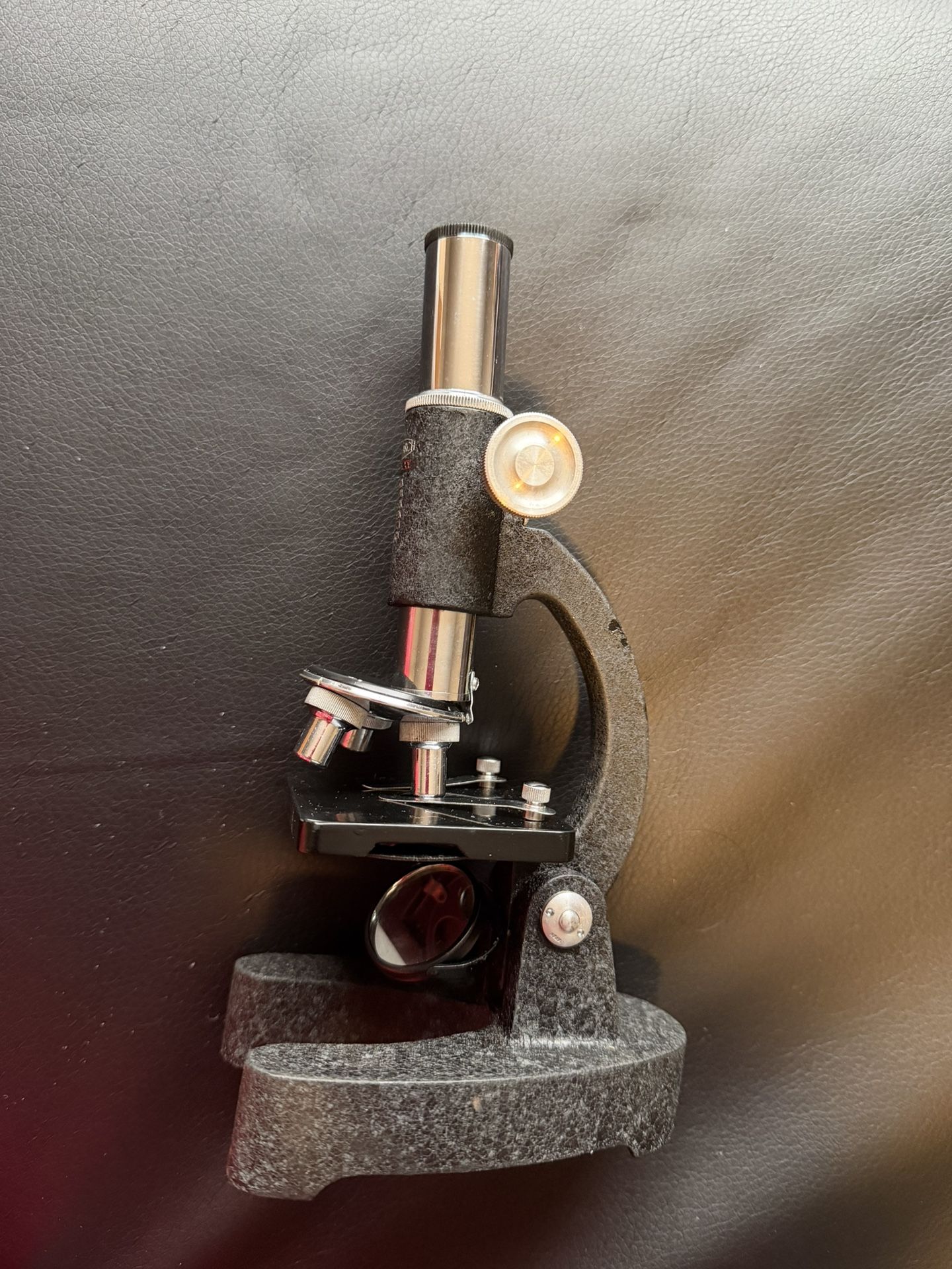 🔬 Vintage Student Microscope with Mirror