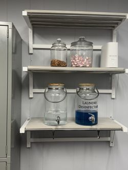 31" Multi-Use Wall Shelf Shelves coats, hats, bags + storage (6)