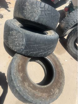Toyo open country 35 x12.50/17