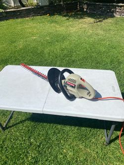 Gd. Cond. Craftsman 18” Plug In Electric Hedge Trimmer