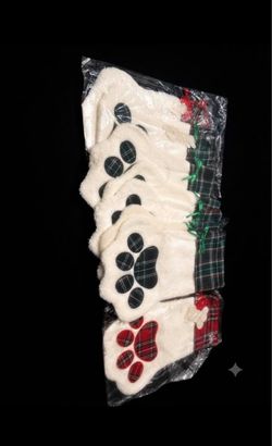 25 Brand New Green & Red Plaid Paw Print Decorations - New Brand new and never used!