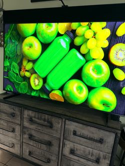 Hisense - 65" Class U6 Pro MiniLED QLED UHD 4K HDR