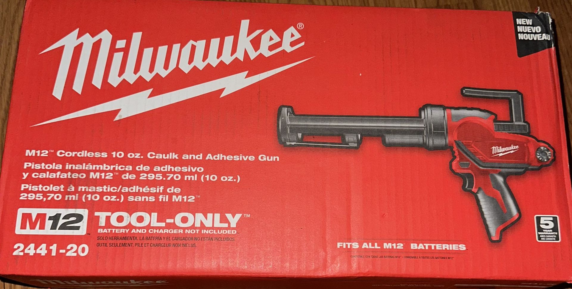 MILWAKEE ADHESIVE GUN
