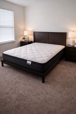 Queen Mattress with Quilted Top
