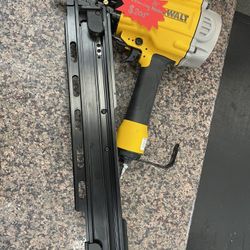 Dewalt 21° Framing Nailer