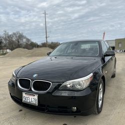 2004 BMW 525i