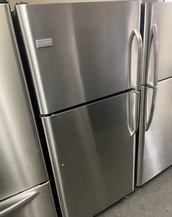 Deal: Frigidaire Stainless Top Mount Refrigerator – Adjustable Shelves