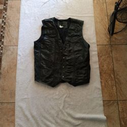 Women Leather Vest.  Size M