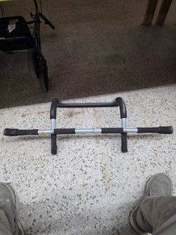 Excise Chair And Pull Bar 