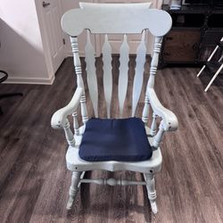 Solid Wood Rocking Chair