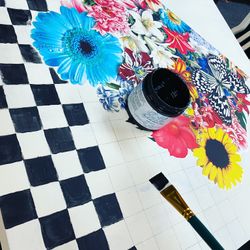 32x32x28 Hand Painted Bistro Table For FOUR