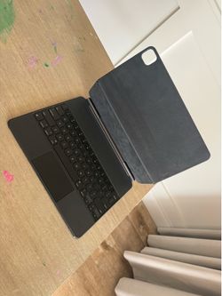 Magic Keyboard 12.9 iPad Pro