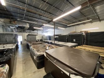 IN STOCK HOT TUBS - BUY FROM THE FACTORY - LOCATED IN FORT LAUDERDALE