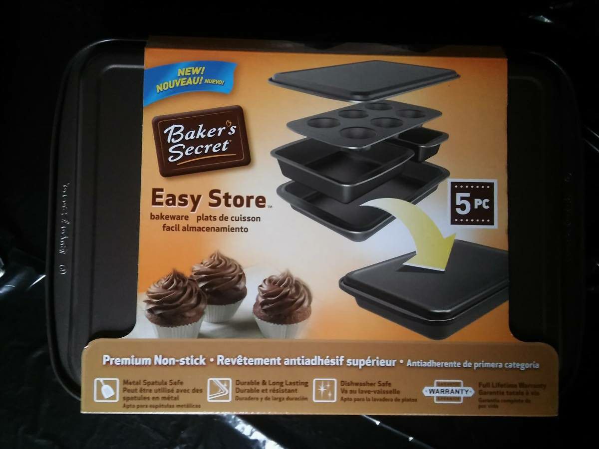 Baking 5 Piece Pan / Easy Storage System Set New Heavy Never Opened