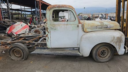 1952 Ford F100 P.U.
