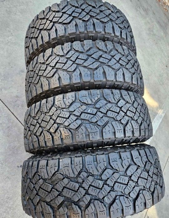 275 70 18 Tires Con 80% De Vida Las 4 De La Marca GOODYEAR