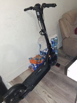 Electric scooter
