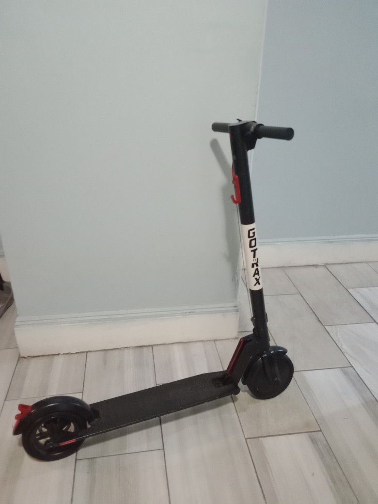Gotrax XR (For Sale) Trades Welcome Read Post Good