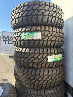 ππ¨Vendo set de llantas Lt 285 75 16 Goodride tires M/T