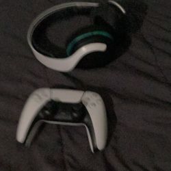 Ps 5 Control And Headphones 