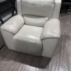 Full Reclining Seats Couches (5 Recliners)