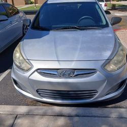 2012 Hyundai Accent