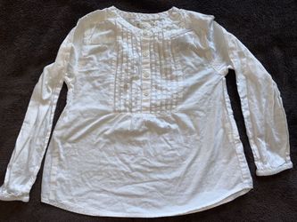 NEW Size 4/5 shirt
