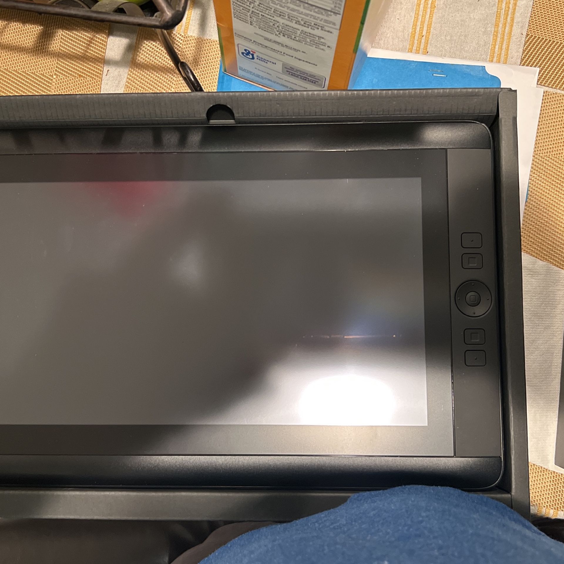 13HD Creative Pen & Touch Display