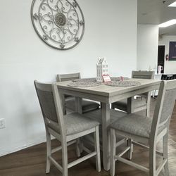 Counter Height Dining Table 