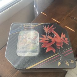Crown Zenith Galarian Zapados 5 Pack Tin 