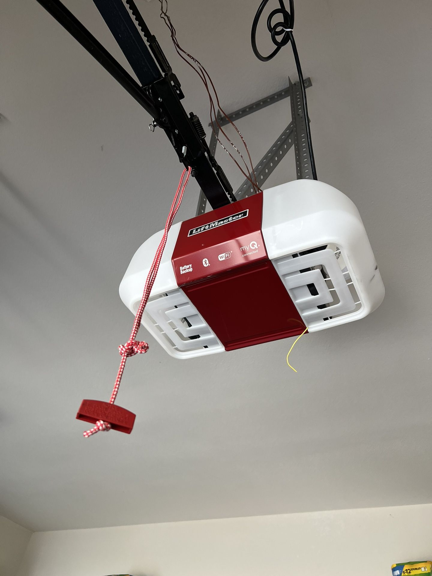 Liftmaster 2018 Or 2019 Garage Door Opener for Sale in Frisco, TX OfferUp