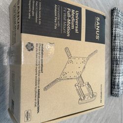 Made for Amazon Universal Full-Motion TV Wall Mount for TVs up to 55" and Compatible with Amazon Fire TVs