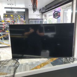 Hisense 40" Roku TV