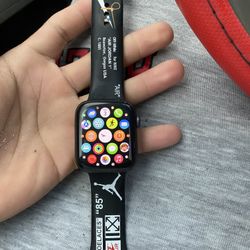 Apple Watch SE 44m Like New